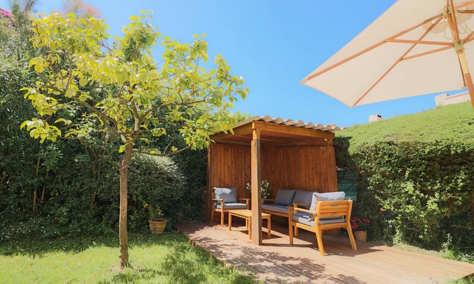 Antibes Ski Chalet | Provencal cottage in Antibes