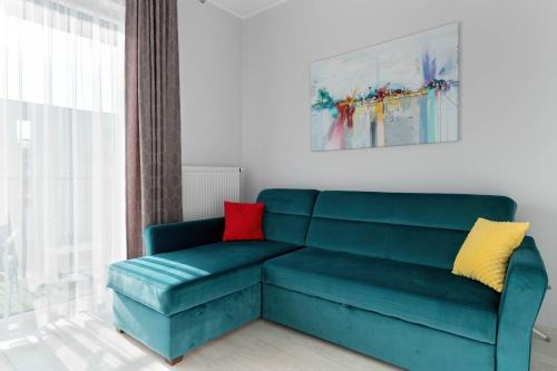 Jastrzebia Gora Apartment | Przestronny Apartament z Balkonem i Parkingiem Blisko Morza by Noclegi Renters