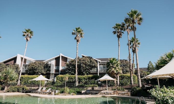 Magenta Shores Hotel | Pullman Magenta Shores Resort
