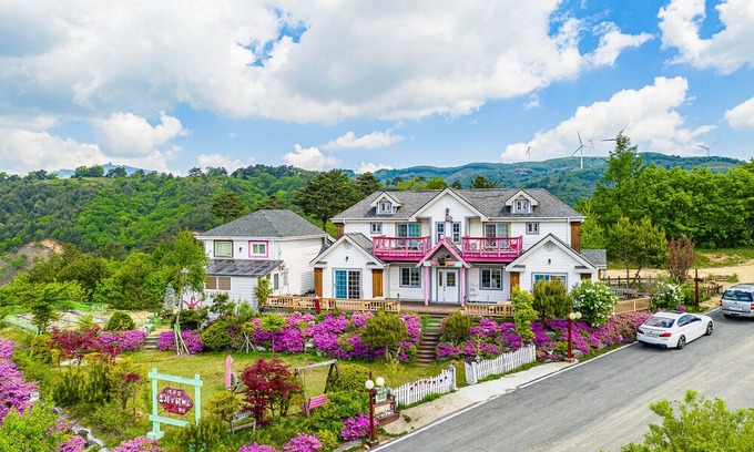 Daegwallyeong Hotel | Pungcha & Herb Pension