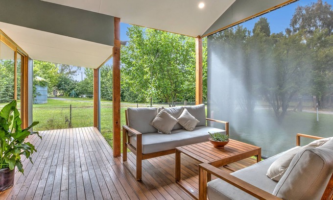 Porepunkah Cottage | Punkah Cottage: 3 BR, 1 BA Cottage in Porepunkah, Sleeps 6