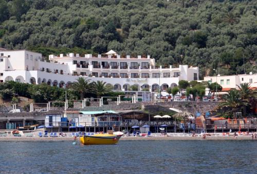 Marina del Cantone Hotel | Punta Campanella Resort & Spa