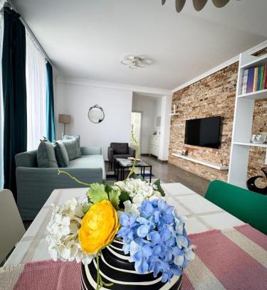 Navodari Apartment | Pura Vida Mamaia Nord 2-vila exclusivista cu 3 apartamente individuale