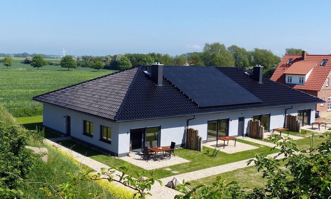 Dranske Apartment | Pure relaxation in the north of the island of Rügen - Haus Kranichfeld A