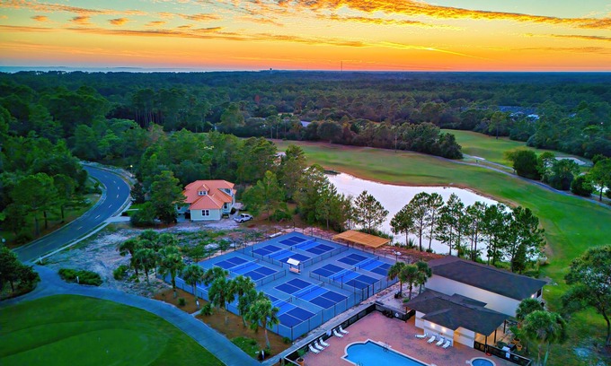 Carrabelle Villa | Putting Green Paradise