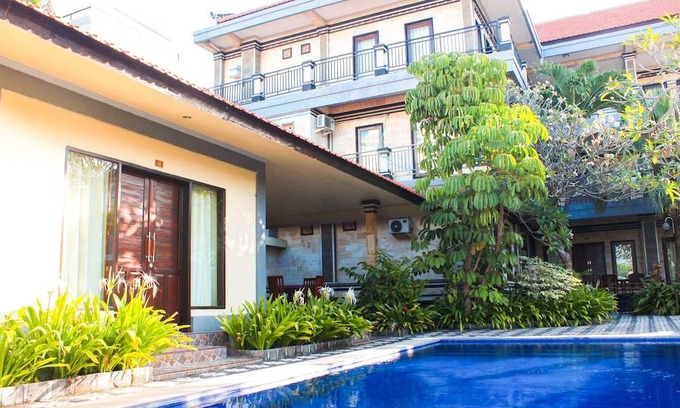 Berawa Hostel | Putu Guest House 2