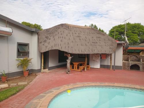 Rustenburg House | Pythons Guest Lodge