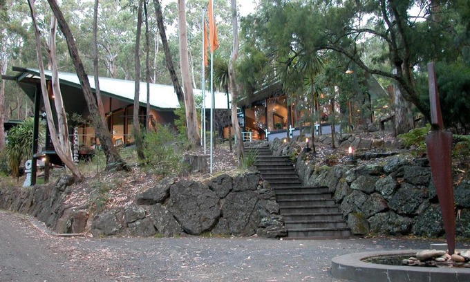 Lorne Hotel | Qdos
