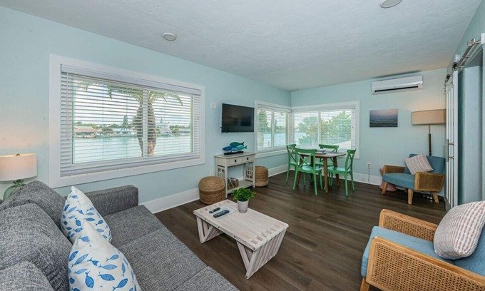 Sunset Beach Hotel | Quaint 1- bedroom suite, View of the Water