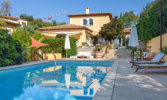 Nord Apartment | Quaint 1br in a villa with swimming pool in Aix-en-Provence Welkeys