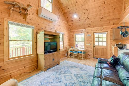 Laurel Springs House | Quaint Cabin with Stream in Blue Ridge!