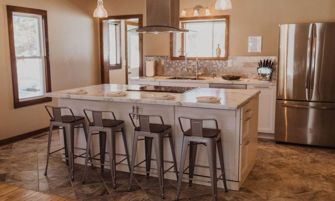 Hayward Other | Quaint Farmhouse in the middle of your outdoor fun