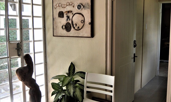 Barbican Apartment | Quaint Guest Flat in Kgn 6, 1bed/1bath