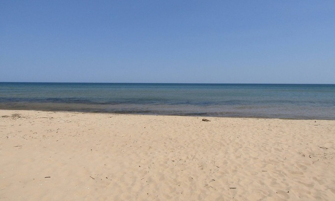 Oscoda Cabin | Quaint Little Cottage in Oscoda near Lake Huron access!