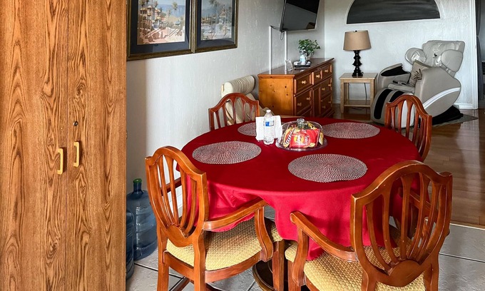 Everglades City Hotel | Quaint Two Bedroom Apartment with Patio