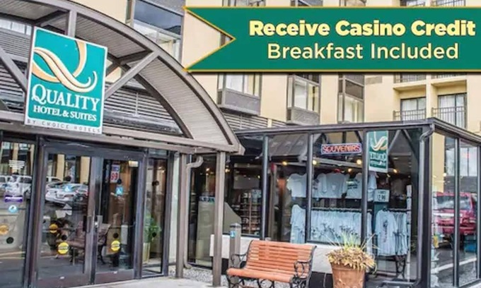 Downtown Niagara Falls Hotel | Quality Hotel & Suites At The Falls