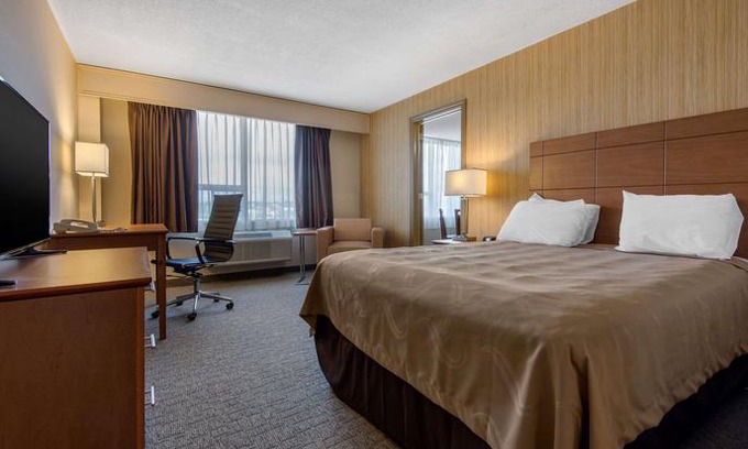 Sudbury Hotel | Quality Inn & Conference Centre Downtown Sudbury