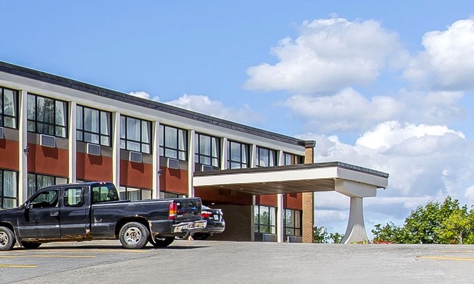 Corner Brook Hotel | Quality Inn Corner Brook