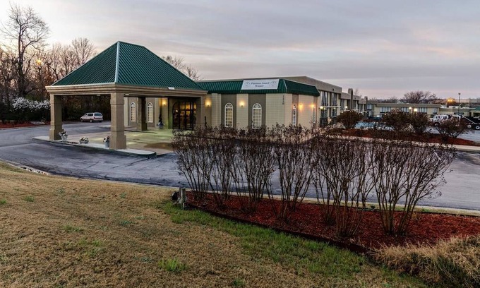 Harrison Hotel | Quality Inn Harrison