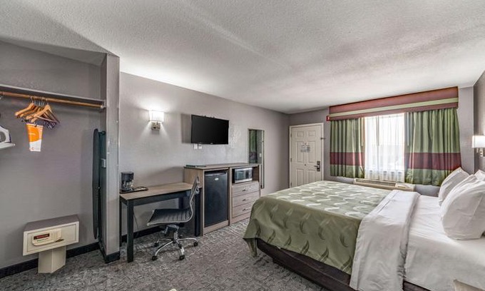 Arena District Hotel | Quality Inn I-10 East Near AT&T Center