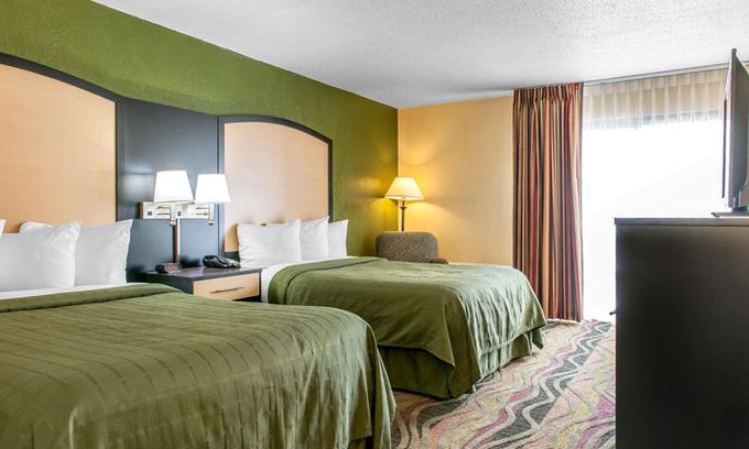 Logansport Hotel | Quality Inn Logansport