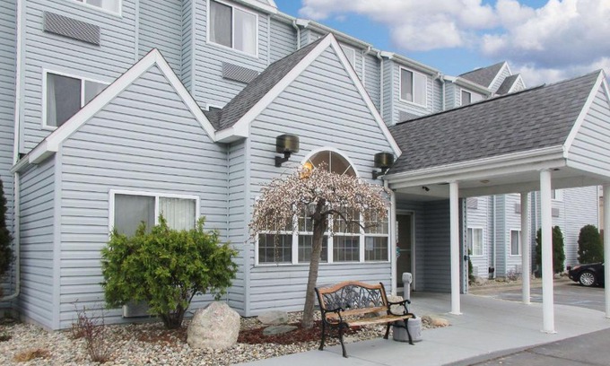 Mount Pleasant Hotel | Quality Inn Mount Pleasant