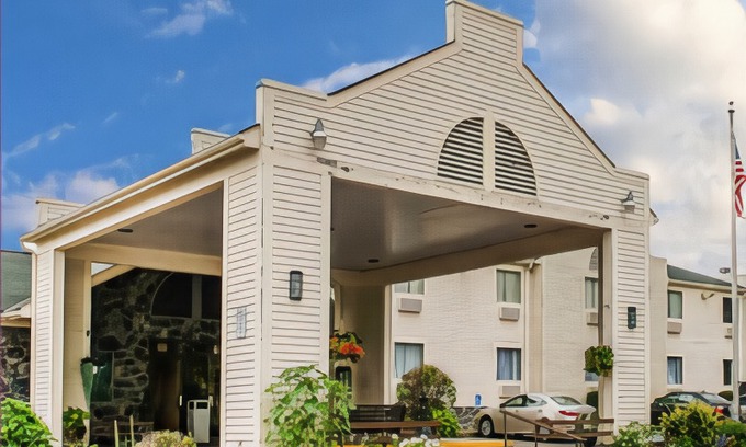 New Castle Hotel | Quality Inn New Castle