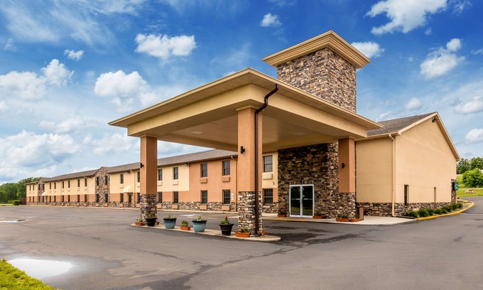Newton Hotel | Quality Inn Newton