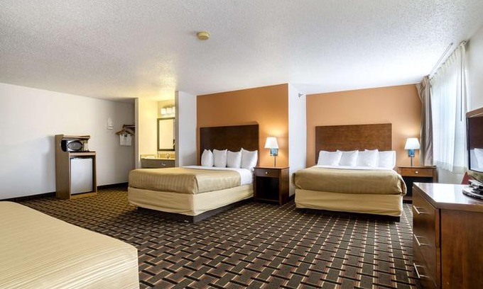 Osceola Hotel | Quality Inn Osceola
