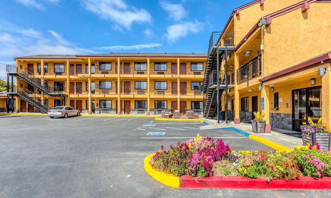 Salinas Hotel | Quality Inn Salinas