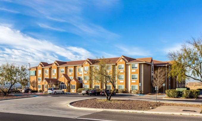 El Paso Hotel | Quality Inn & Suites El Paso I-10