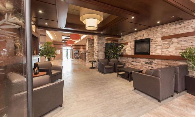 Desjardins Hotel | Quality Inn & Suites Levis