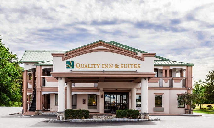 Milford Hotel | Quality Inn & Suites Quakertown - Allentown