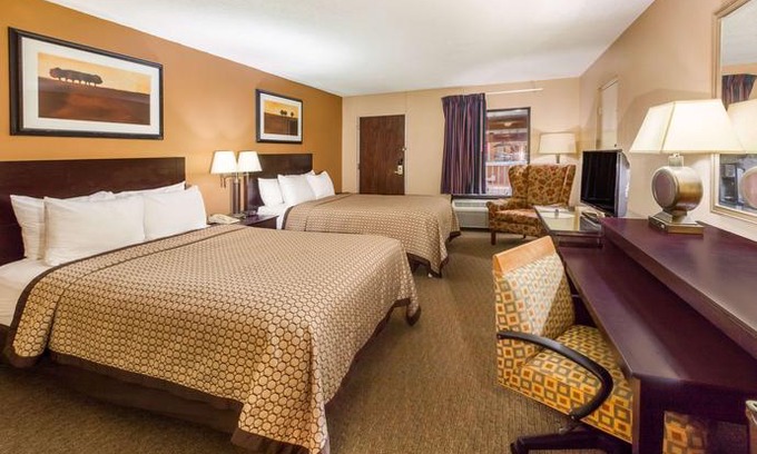 Richfield Hotel | Quality Inn & Suites Richfield