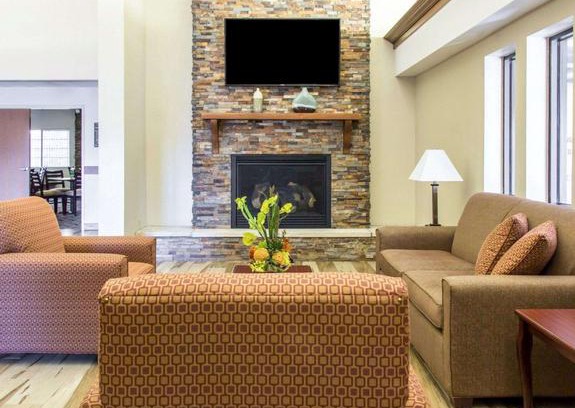 Eagle Hotel | Quality Inn & Suites Vail Valley