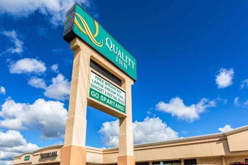 Lansing Hotel | Quality Inn University Lansing