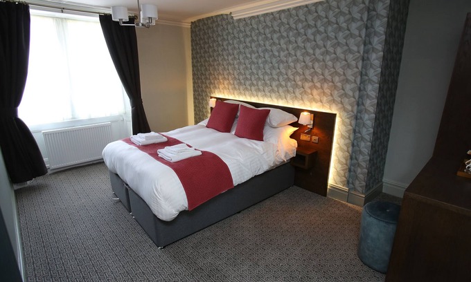 Rothbury House | Queens Head