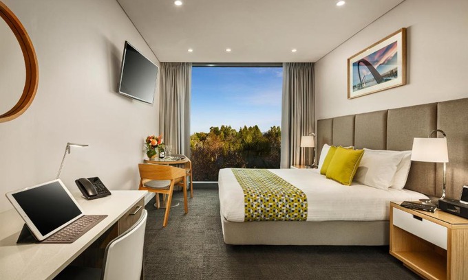 Perth Central Business District Apartment | Quest Mounts Bay Road