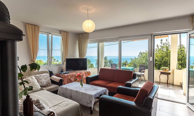 Seoca Apartment | Quiet 2BR Apt. above Jaz beach w balcony & sea view