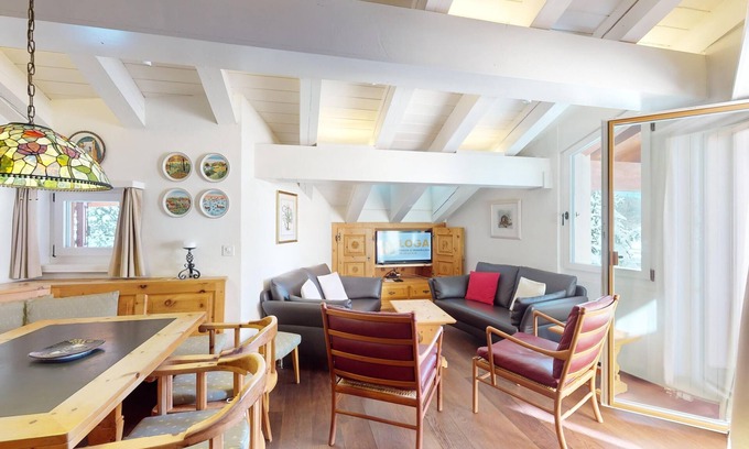 Sils-Maria Apartment | Quiet 4-roomed apartment in the attic.