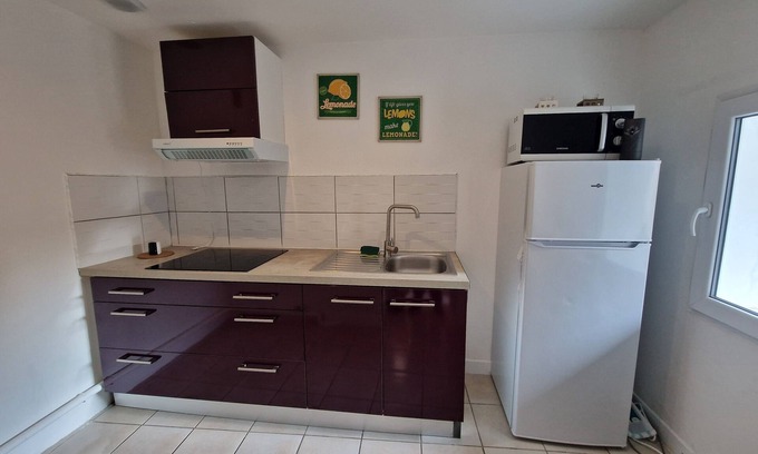 Bruyeres-le-Chatel Apartment | Quiet and cozy 2 steps from downtown