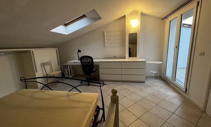 Careggi Rifredi Apartment | Quiet and cosy 2+1 flat, few minutes from train station, tramway, bus-stop