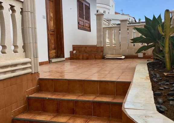 Las Rosas House | Quiet and spacious house in the South of Tenerife