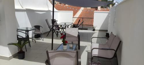 San Felipe Neri Apartment | Quiet Apartment In The Historical