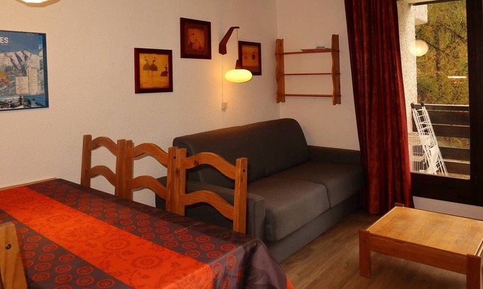 Les Orres Apartment | Quiet apartment, near slopes and center, for 6 people
