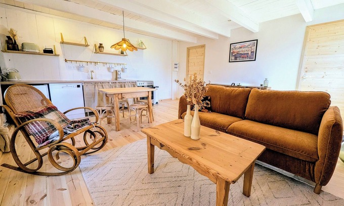 Mazet-Saint-Voy Apartment | Quiet bohemian chic apartment, La Tanière
