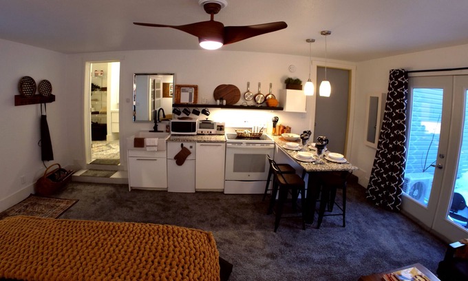 Lindstrom Apartment | Quiet Cottage with Best Beach on South Lindstrom Lake