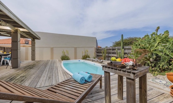Alto Vista House | Quiet, Cozy & Central 2BR1BA w/Private Pool & BBQ