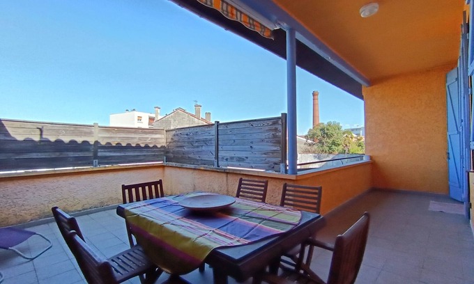 Saint Jean Station District Apartment | Quiet family apartment, 5 min from St Jean station