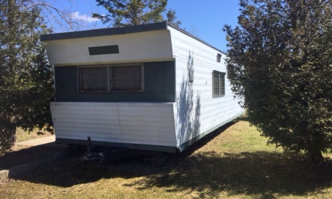 Lion's Head Cottage | Quiet family run park with cottage, trailers, trailer sites and camp site rentals - Trailer for 3